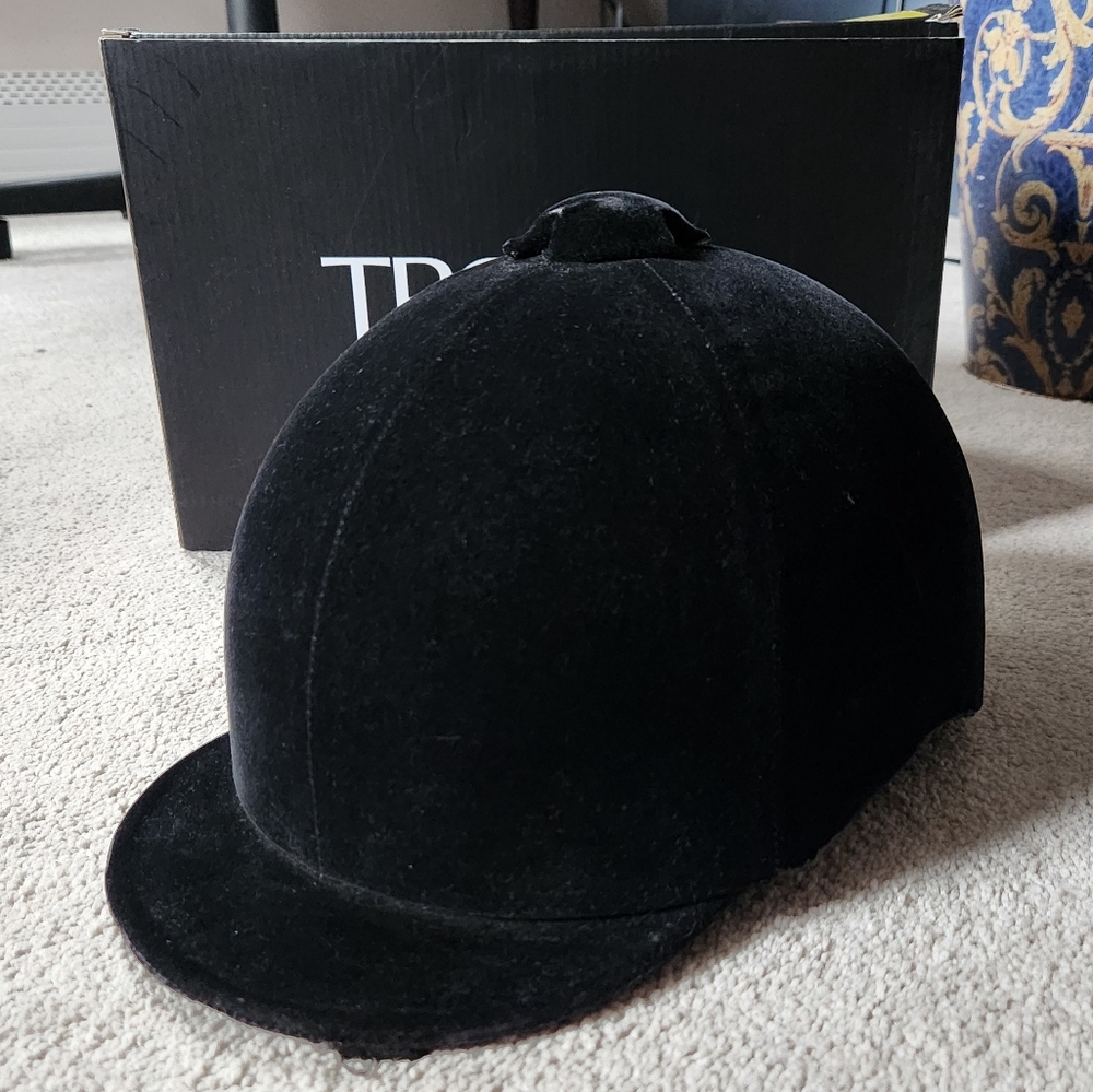 Black Equestrian Riding Hat